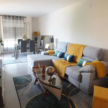 Bonito De 2 En Con Estacionamiento, Aire Acondicionado, Cerca Del Centro Y De La Playa - Es-204-46 Apartment